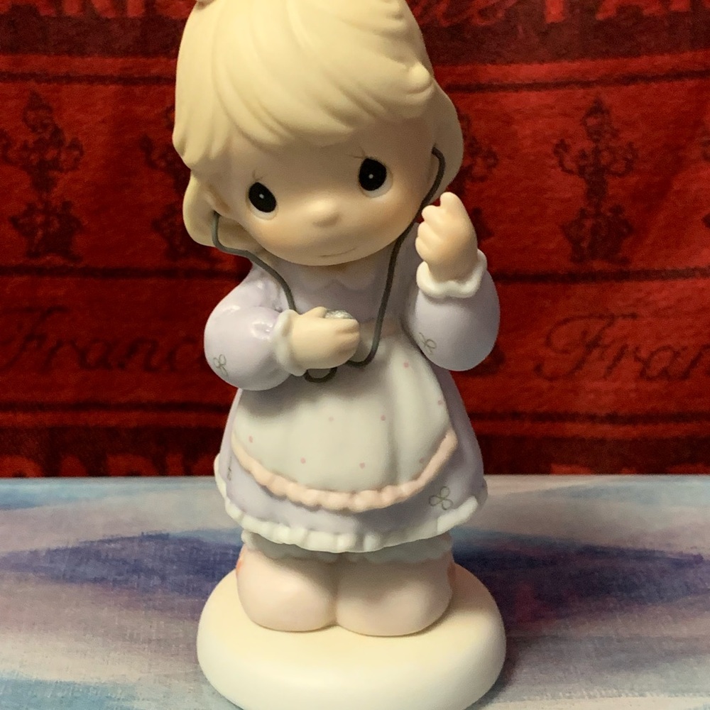 Precious Moments Always listen to your heart